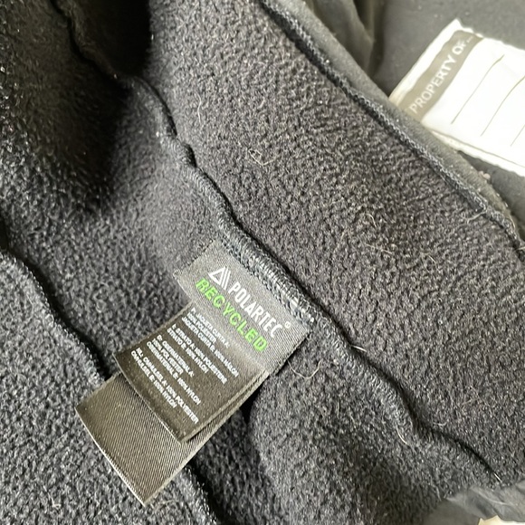 The North Face Polartec Fleece (Girls) - Picture 5 of 7